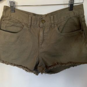 Billabong 28 green shorts never worn